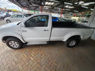 2005 Toyota Hilux 2.7 VVT-i  CALL NOW- ONKE&#64; 0600197015