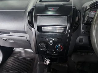 2018 Isuzu D-Max 250 HO Chassis Cab Fleetside for sale! CALL NOW SALES&#64; 0600197015