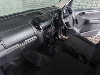 2018 Isuzu D-Max 250 HO Chassis Cab Fleetside for sale! CALL NOW SALES&#64; 0600197015