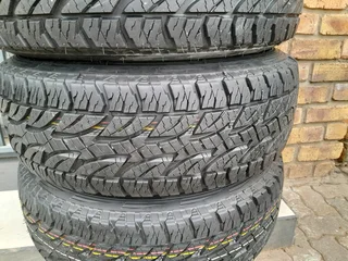 17 inch Toyota Hilux/Fortuner rims with tires