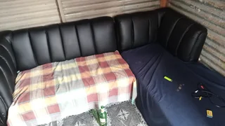 Couches - Ad posted by Phiwesims24