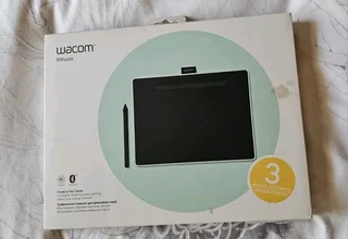 Wacom intuos m pistachio