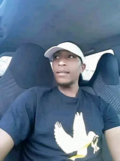 I'm a Zimbabwean man aged 41 with valid documents and also a valid south African drivers license