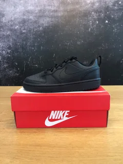 Nike girls court borough low 2