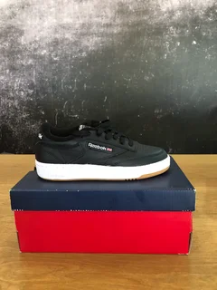 Reebok sneakers black and white