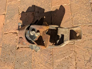 Engine mount for a Hyundai i20 vehicle 2012 model available for sale.