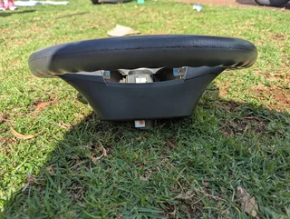 Steering wheel and Airbag for a Hyundai i20 2012 model available for sale