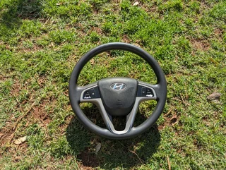 Steering wheel and Airbag for a Hyundai i20 2012 model available for sale