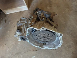 Gear box for Hyundai i20 2012 model available for sale at low cost