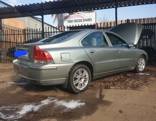 Volvo S60 T5 Stripping For Spares Or Parts For Sale.