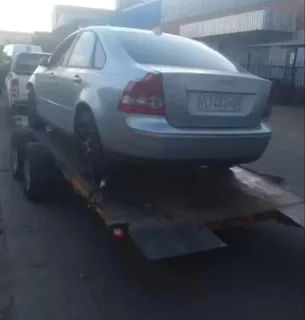 Volvo S40 T5 2.5 Stripping For Spares Or Parts For Sale
