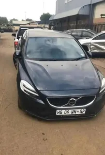 Volvo V40 Stripping For Spares/parts For Sale