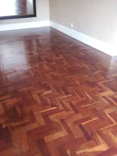 Wooden floors installations sanding and sealing
