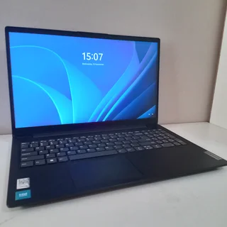 Laptop - Ad posted by mphumzi Qobo