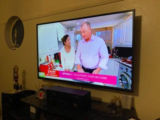 Telefunken 50 inch smart tv