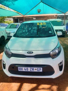 White kia picanto automatic 2018 model