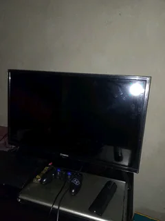 2 TVs for sale