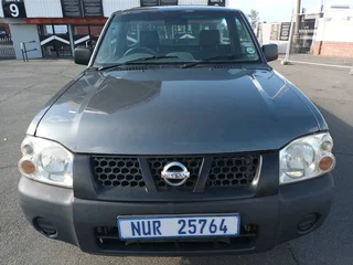 2012 Nissan NP300 2.0 Long Wheel Base