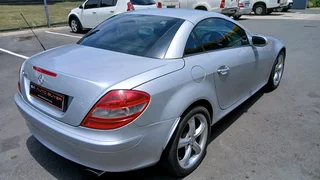2006 Mercedes Benz SLK350 Convertible Automatic
