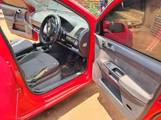 2004 Volkswagen Polo Sedan