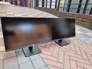 HP P224 21.5-inch Full HD LED Monitor PREOWNED