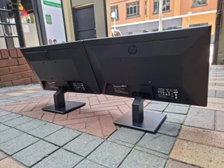 HP P224 21.5-inch Full HD LED Monitor PREOWNED