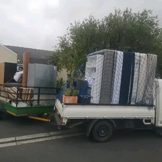 Removals of furniture call or WhatsApp 0612635083