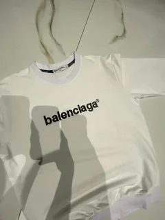 Balenciaga Pull over