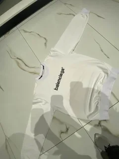 Balenciaga Pull over
