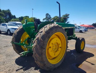 1999 John Deere 2140 2wd Tractor For
