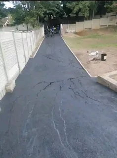 Tar driveway 0665220161