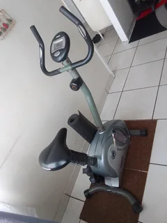 Excersise bicycle for sale.not new.minuets metre broken not working.R500