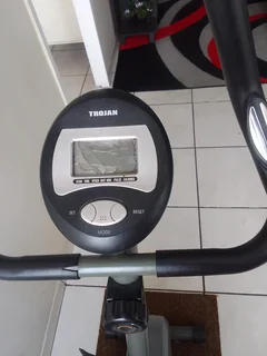 Excersise bicycle for sale.not new.minuets metre broken not working.R500