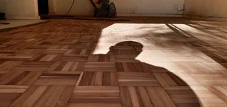 WOODEN FLOORS