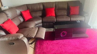 Couch - Ad posted by Inno Inno