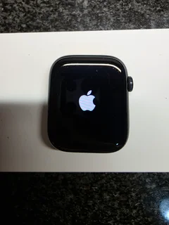 Apple watch series 8 45mm