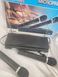 K&amp;K AT-306 Wireless Microphone System