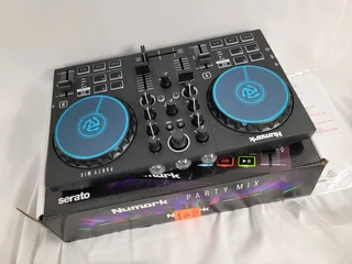 Numark Party Mix II DJ Controller.
