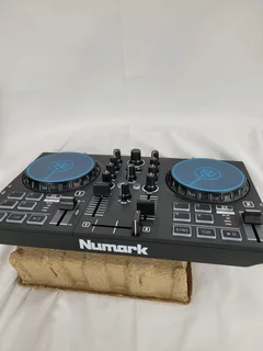 Numark Party Mix II DJ Controller.