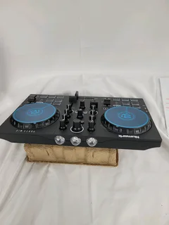 Numark Party Mix II DJ Controller.