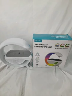 G-Shape multifunctional LED wireless charging speaker, model BT-2301.