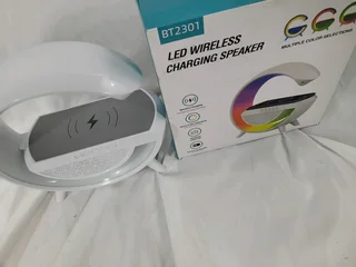 G-Shape multifunctional LED wireless charging speaker, model BT-2301.