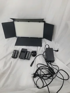 Pro LED 800 professional photo and video LED light kit.