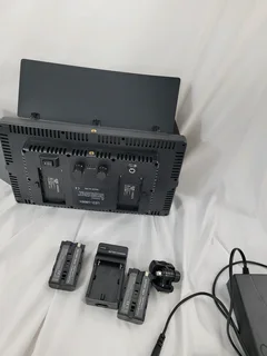 Pro LED 800 professional photo and video LED light kit.