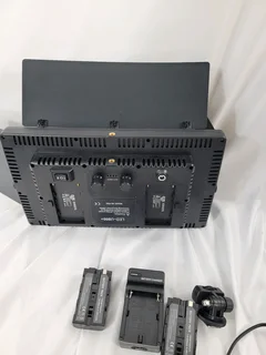 Pro LED 800 professional photo and video LED light kit.