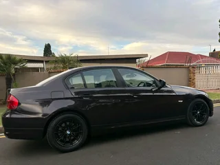 BMW 320d E90