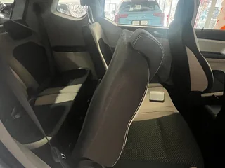 2023 Renault Triber 1.0 Intens 7 Seater