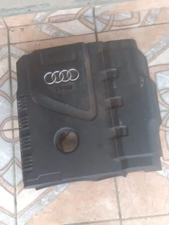 Audi A4 engine cover