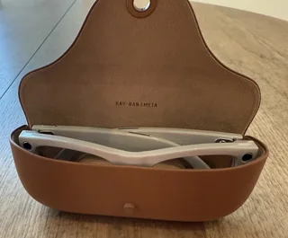 Like-New Ray-Ban Meta AI Skyler Smart Glasses