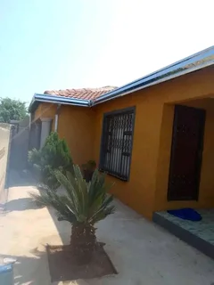 Seamless Gutters Domestic and Industrial all colours